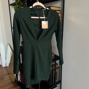 NWT MISSGUIDED green plunge bodycon dress US 4